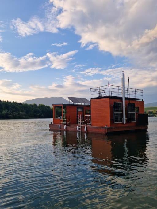 里托斯基挪威克 Aquachill Houseboat & Wellness酒店 外观 照片