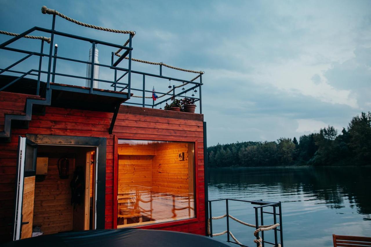 里托斯基挪威克 Aquachill Houseboat & Wellness酒店 外观 照片