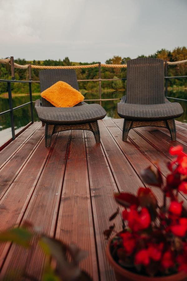 里托斯基挪威克 Aquachill Houseboat & Wellness酒店 外观 照片