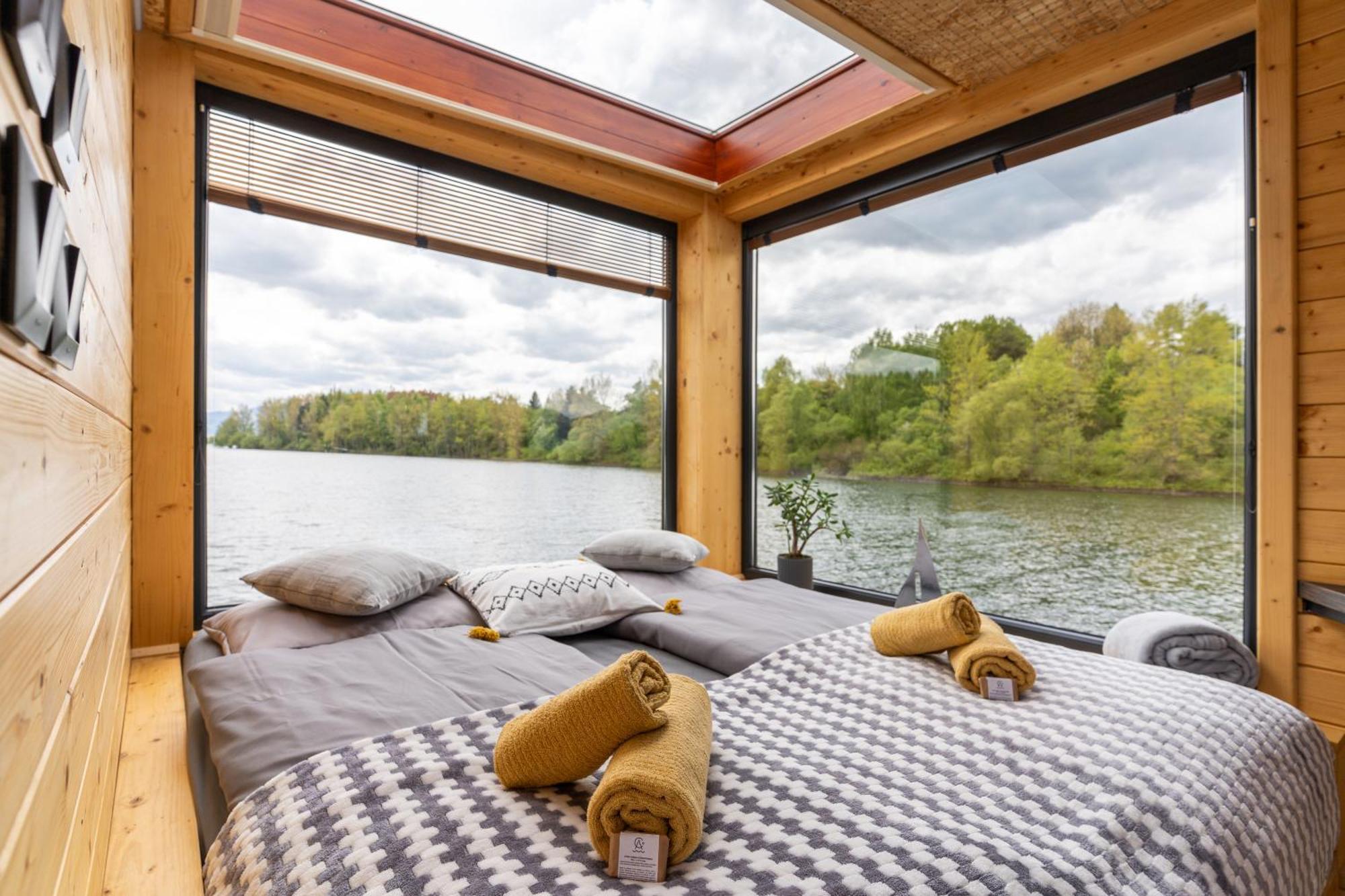 里托斯基挪威克 Aquachill Houseboat & Wellness酒店 外观 照片
